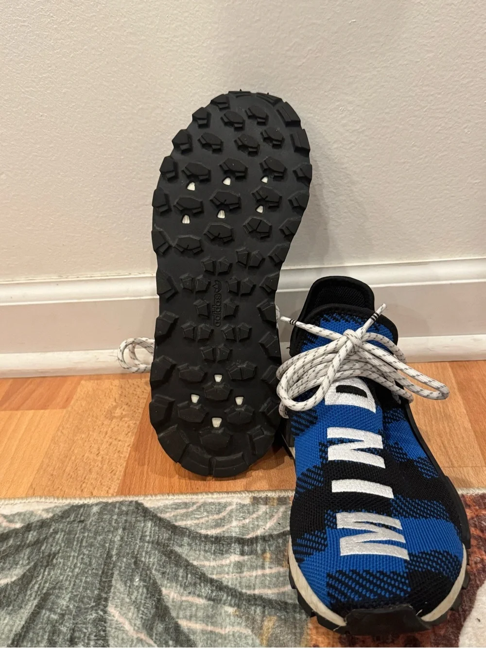 adidas NMD Hu